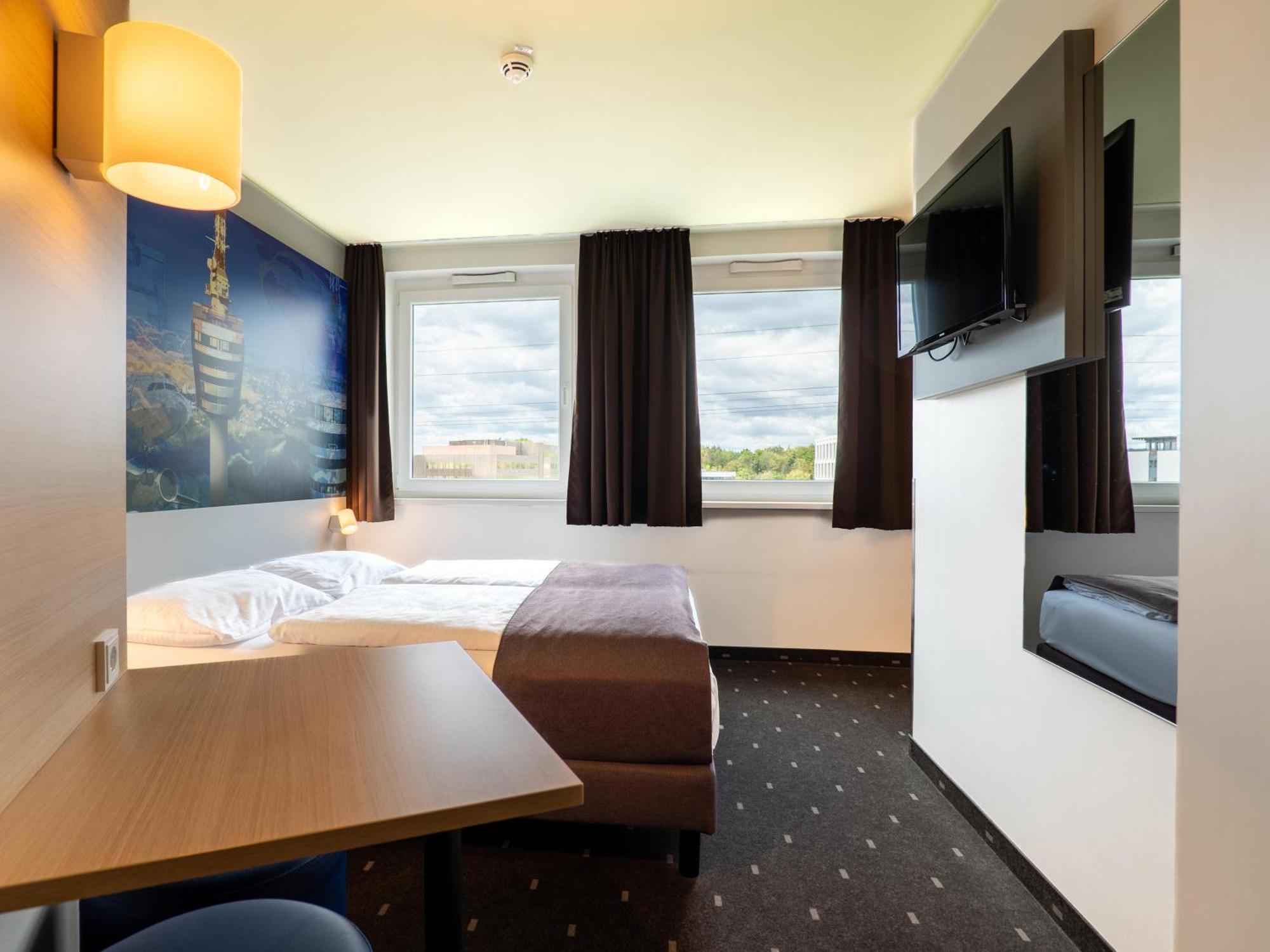 B&B Hotel Stuttgart-Airport/Messe エクステリア 写真