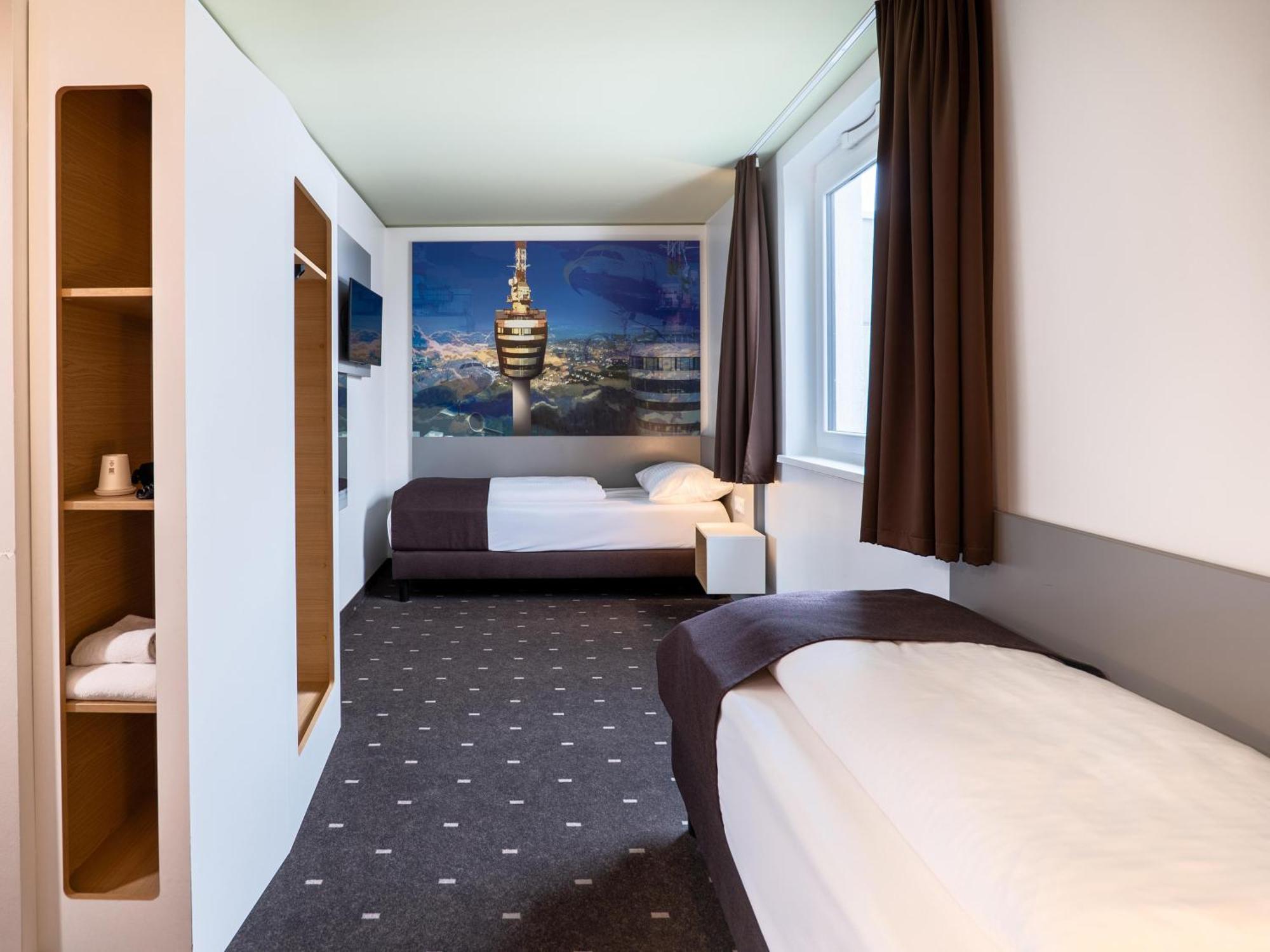 B&B Hotel Stuttgart-Airport/Messe エクステリア 写真