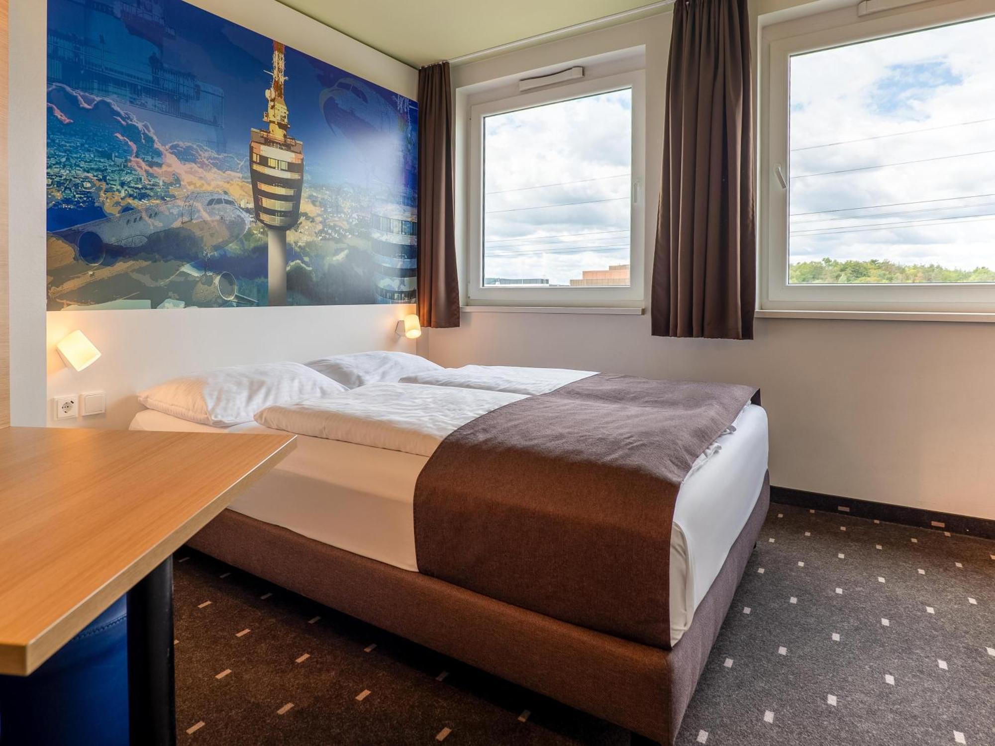 B&B Hotel Stuttgart-Airport/Messe エクステリア 写真
