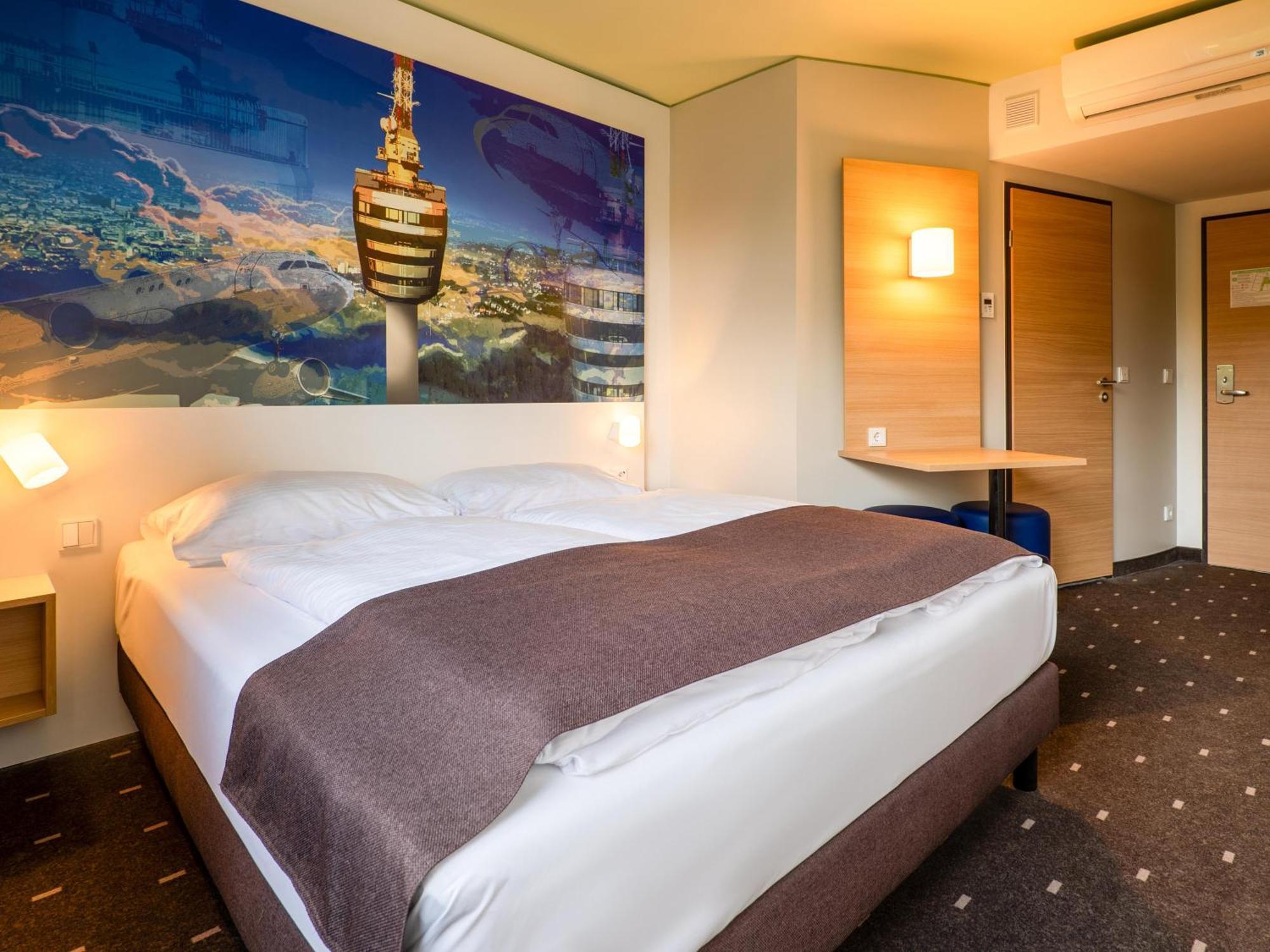 B&B Hotel Stuttgart-Airport/Messe エクステリア 写真